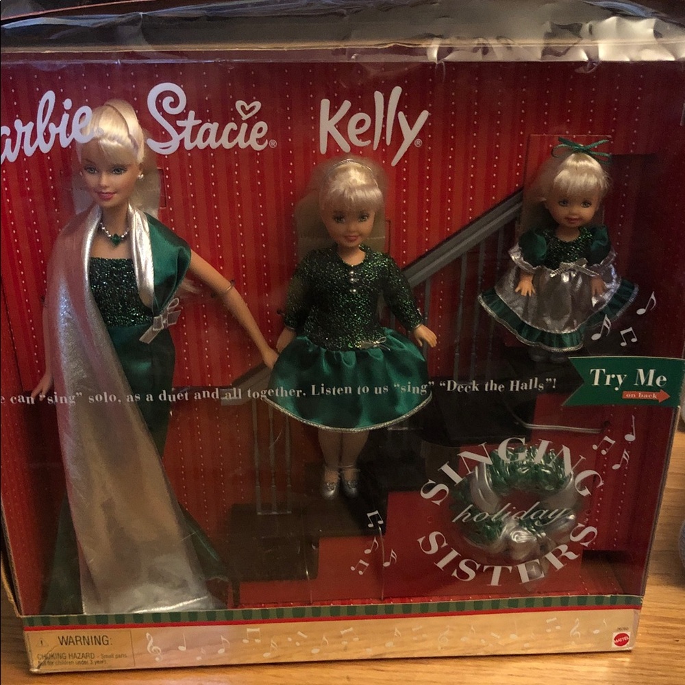 🆕New in Box 2000 Mattel Barbie / Stacie / Kelly Singing Sisters Holiday Set